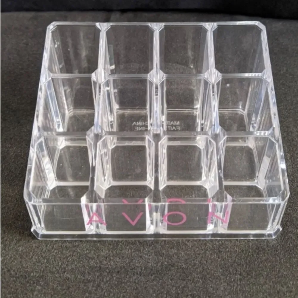 Avon Makeup Lipstick Clear 12-Slot Display Organizer & Caddy